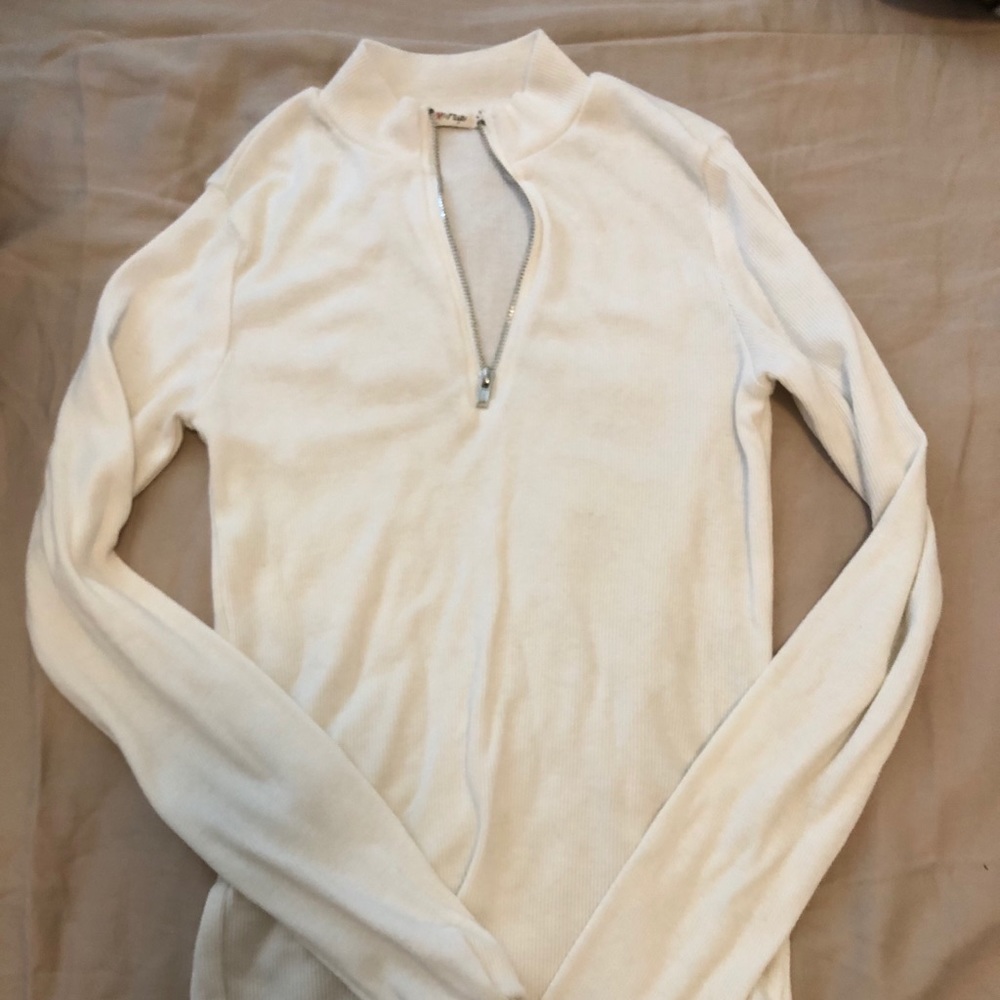 White Long sleeve